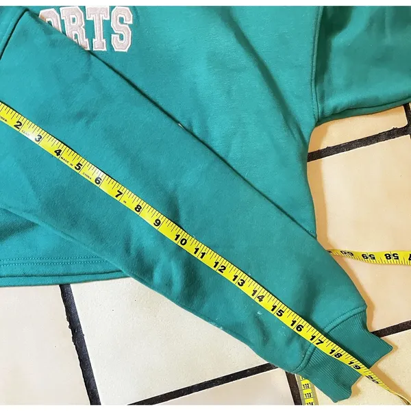 Nasty Gal X Sports Illustrated Sweater Sz 2 Cropped Green Embroidered Athletic - Image 8