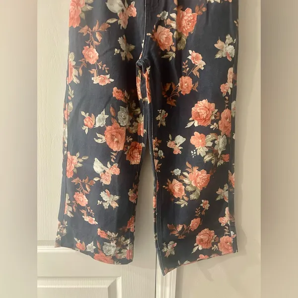 Loveimgs Women Mid Rise Cropped Wide Leg Jeans Size XS - Image 4