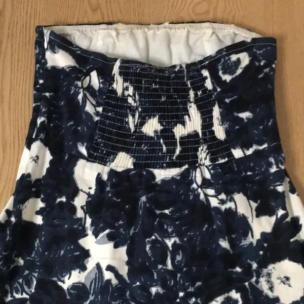 Women’s Romy Lined Strapless Dress Stretchy Soft Comfy Blue White Size Small - Image 8