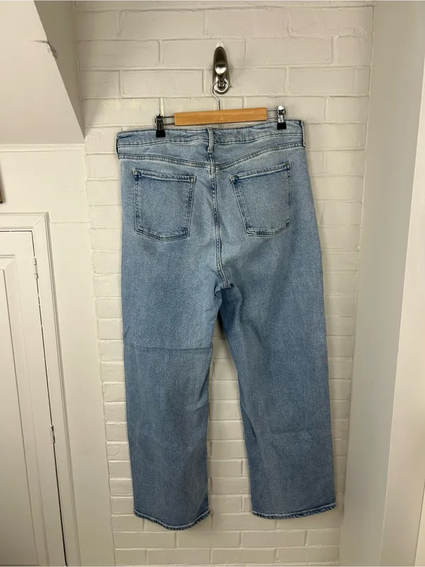 Old Navy Sky-Hi Wide Leg Extra High Rise Jeans Size 16 - Image 10