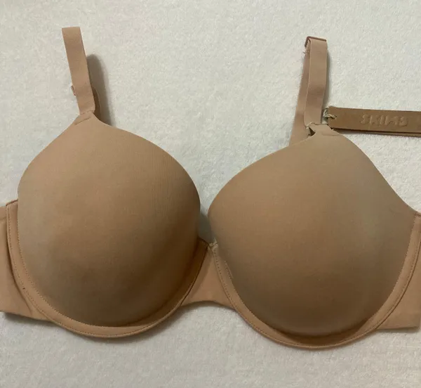 SKIMS T-Shirt Bra 36D - Image 2