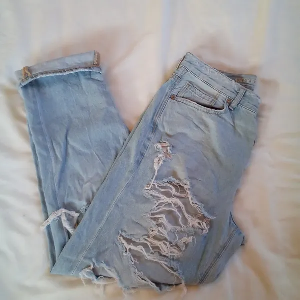 American Eagle ripped cropped jeans - Image 2