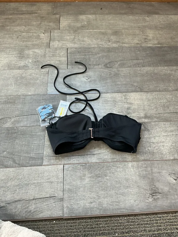 34D Black Bikini Top Shade & Shore - Image 2