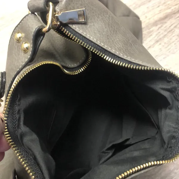 Large Gray Faux Leather Purse - Image 8