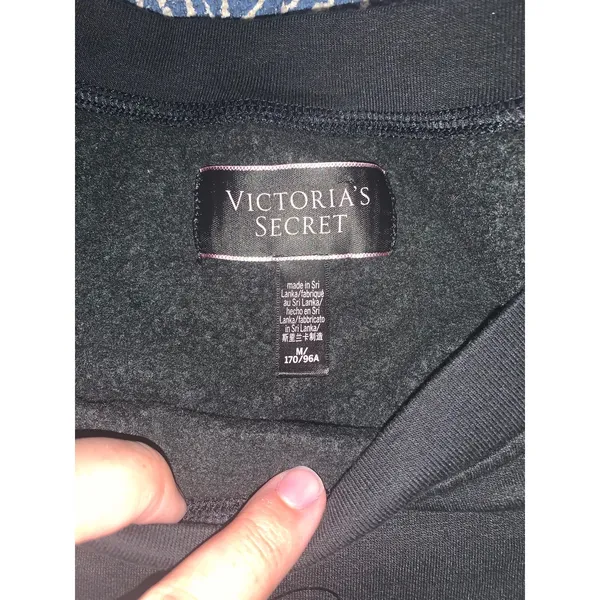 Victoria’s Secret size medium black crew neck sweatshirt pullover logo shiny - Image 4