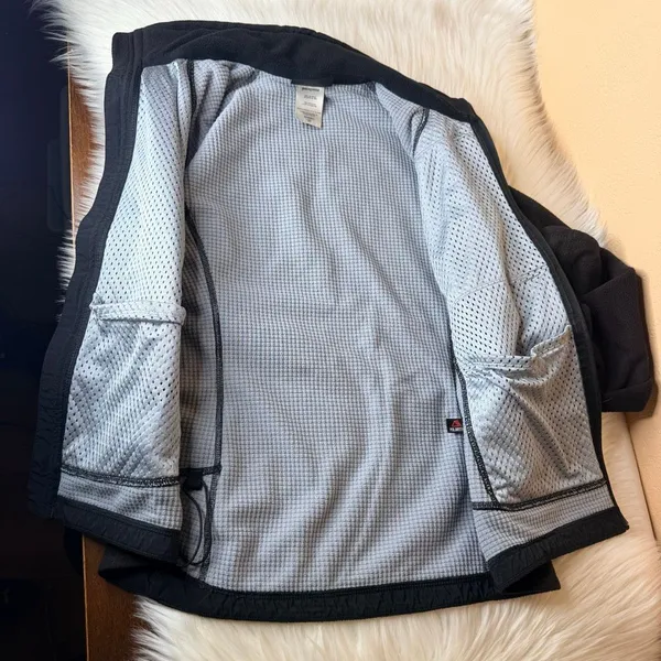 Patagonia Womens Jacket Medium Black Fleece Full Zip Regulator Polartec Sweater - Image 6
