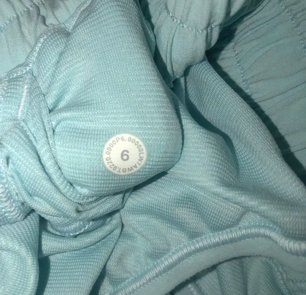 Lululemon Hotty Hot Shorts - Image 2