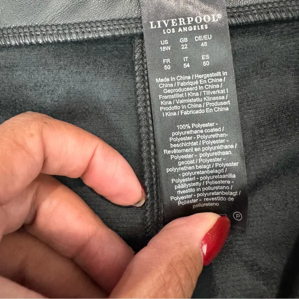 Liverpool NWT‎ Stitch Fix Faux Leather Skirt Pencil Side Slit Black 18W Workwear - Image 4