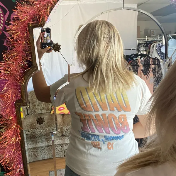 Daydreamer David Bowie Sound And Vision Tour Tee Size Small - Image 80