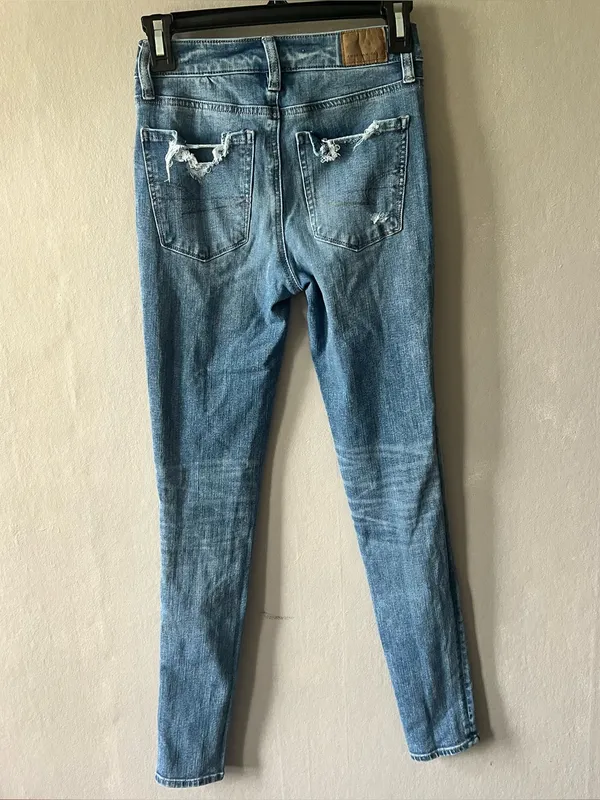 American Eagle Distressed Super High Rise Jeggings Size 00 - Image 5