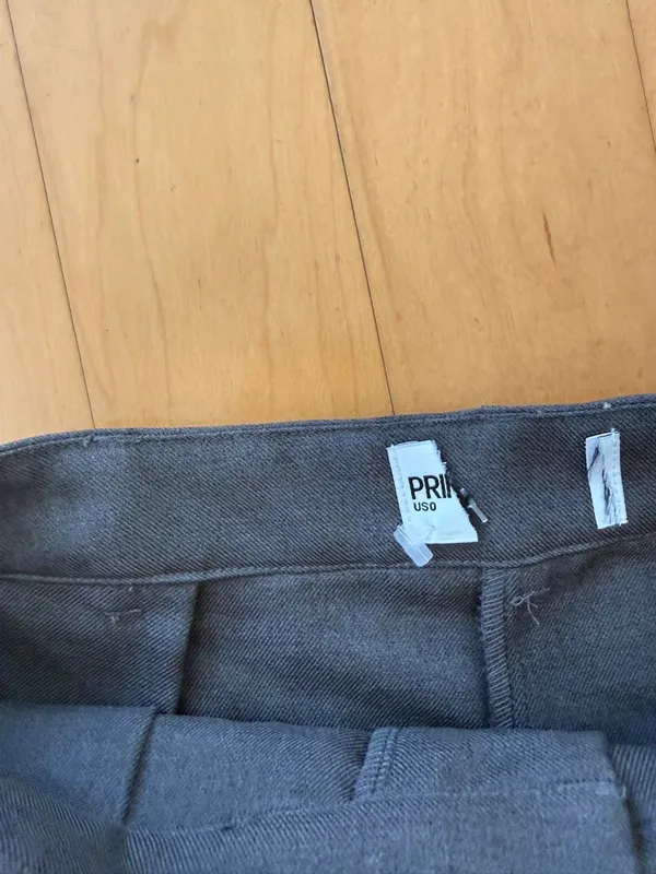 Princess Polly Chivon tailored grey shorts  - Image 4