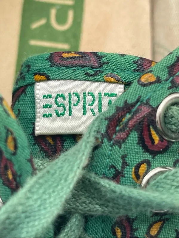 Esprit Vtg 90s Canvas Low Top Sneakers Green w/paisley AOP Print Women’s Sz 6 - Image 11