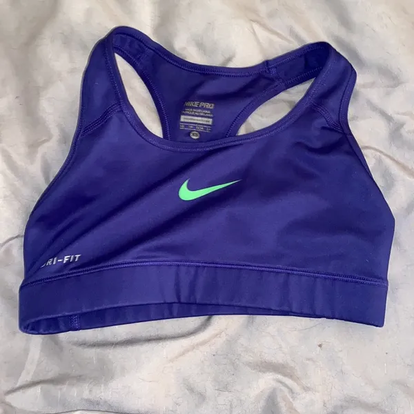 Nike Pro Sports bra purple - Image 2