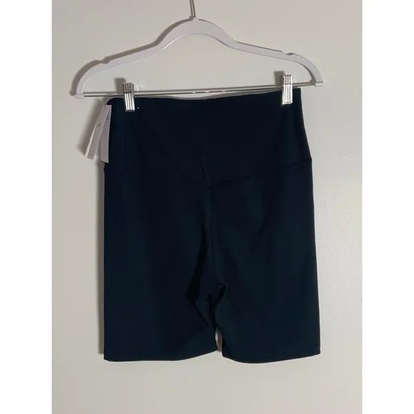 Nike Training Shorts NWT‎ size medium - Image 3