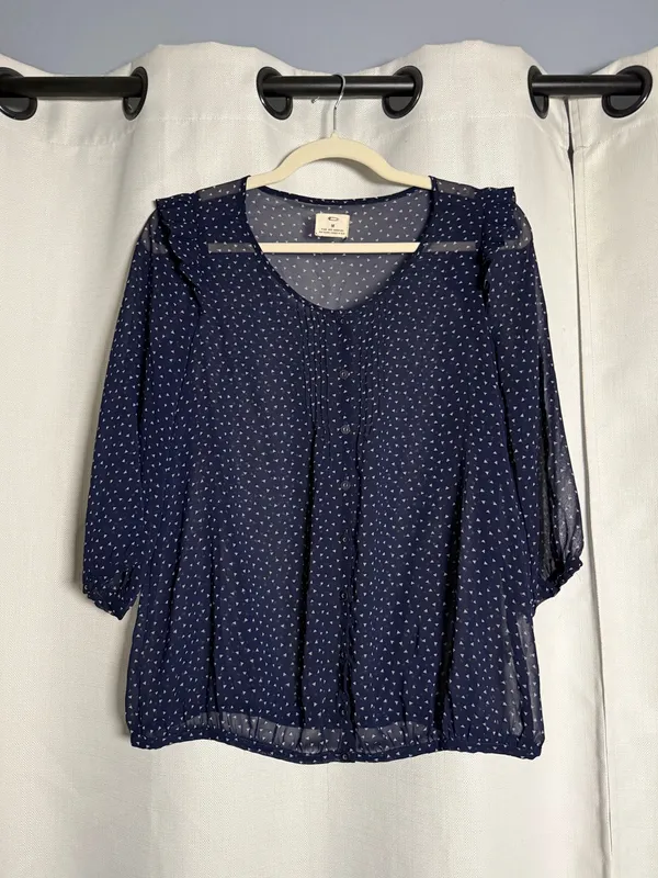 Pins And Needles Navy Blue and White Triangle Print Sheer Blouse Size Medium - Image 2