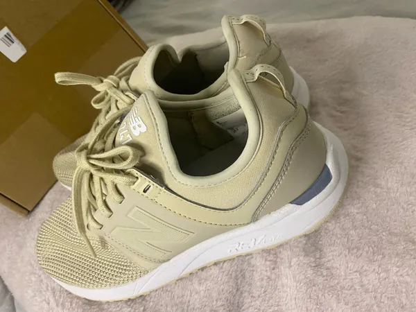 New Balance 247 Women's Classic Sport Shoes Tan Size 8.5 - Image 4
