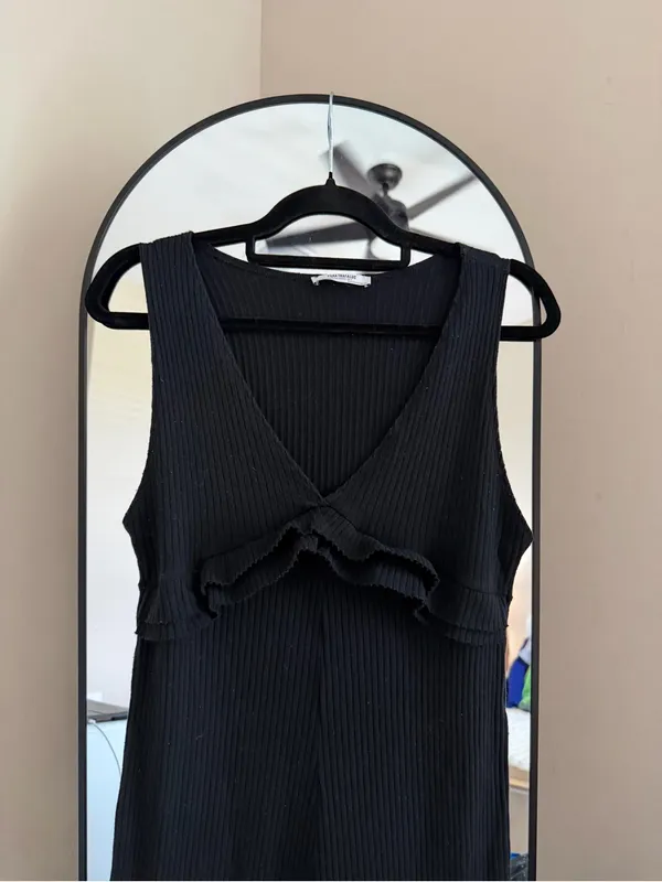 Zara Ribbed Black Sleeveless Jumpsuit with Ruffle Detail - Image 2