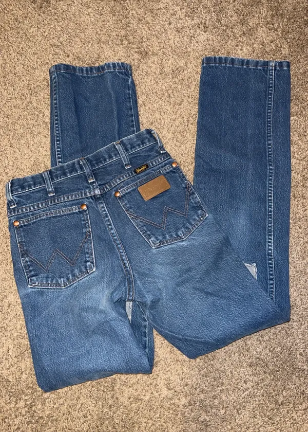 Wrangler Distressed Jeans - Image 3