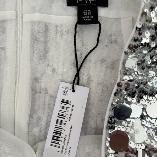 NWT Nasty Gal Plus Size Silver Sequin Split Mini Skirt Size 14 - Image 6