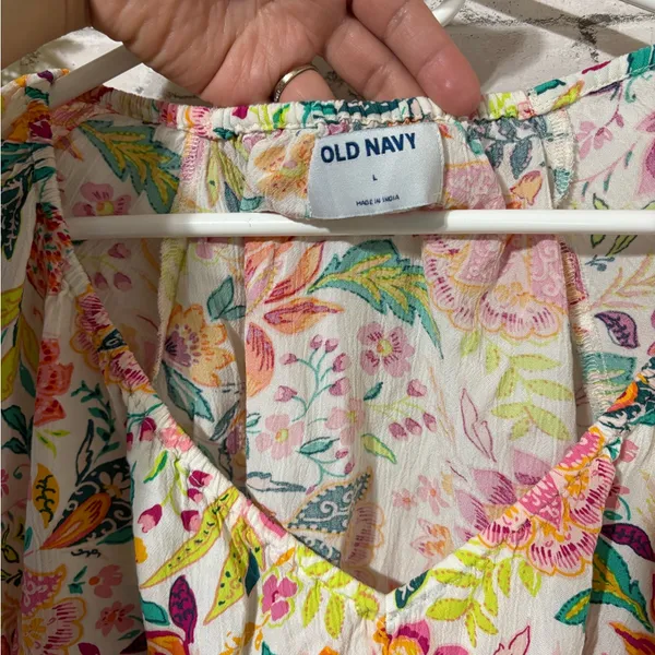 Old Navy Rainbow Floral babydoll Peasant Sleeve Blouse - Image 3
