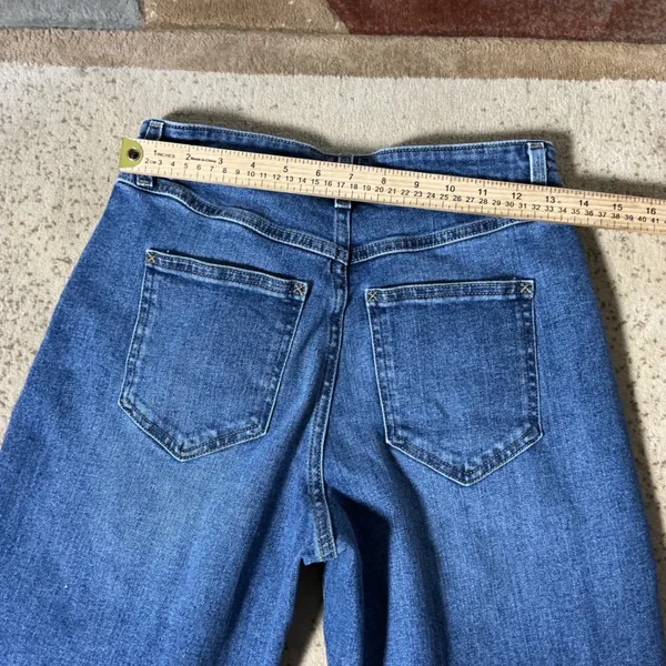LL Bean Classic Fit Gorpcore Granola Girl Denim Jeans Womens 4 Med Wash 518710‎ - Image 7