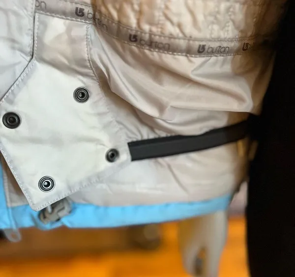Burton Ski Snowboard Winter Jacket - Image 12
