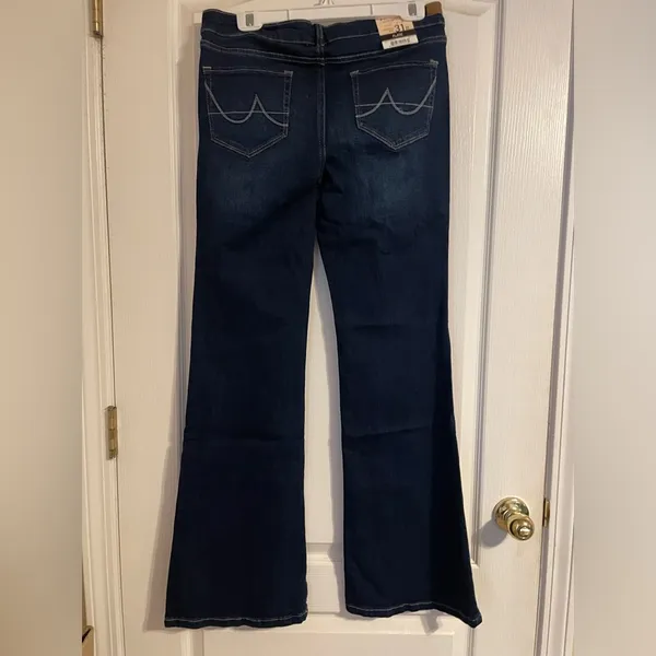 NWT Ariat Ultra Stretch Perfect Rise Katie Flare Jean Maya 31R Western Boho - Image 2