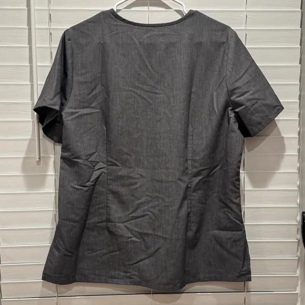 Lot of 2 FIGS Technical‎ Scrub Top Charcoal Gray V-Neck Short Sleeve Size L - Image 8