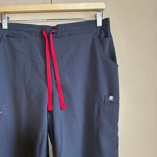 Figs Technical Collection yola high rise gray scrubs pants women's size M/T - Image 2