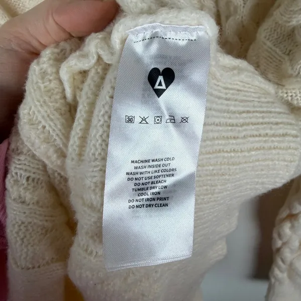 Aelfric Eden Cream Cable Knit‎ Sweater Medium Fisherman Minimalist Cozy Neutral - Image 8