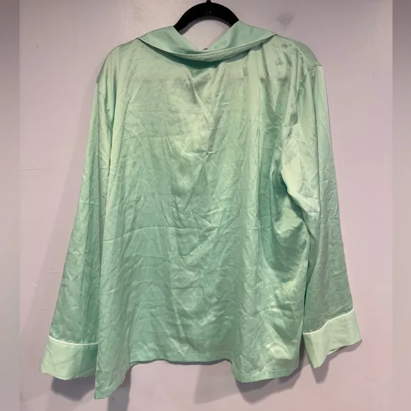 Victorias Secret Pajama Top Mint Green Button‎ Down Long Sleeve XL - Image 4