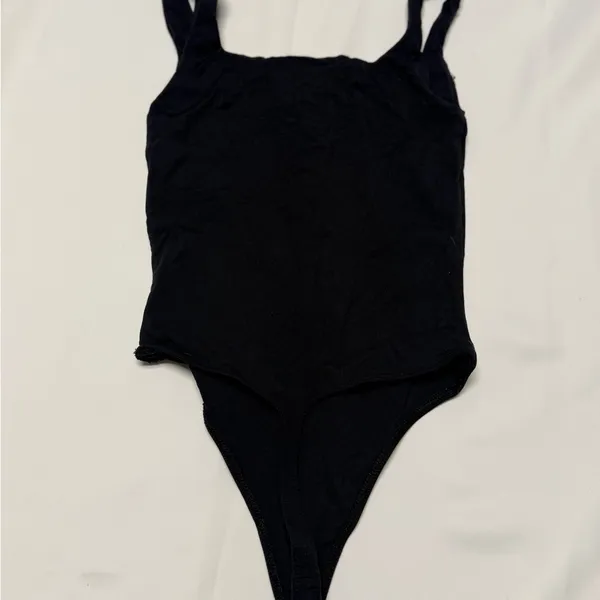 Babaton Aritzia Like New Black Bodysuit: Size Extra Small - Image 7