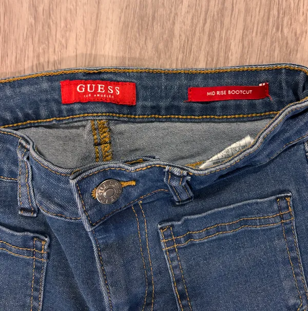 Guess Jeans - Image 3