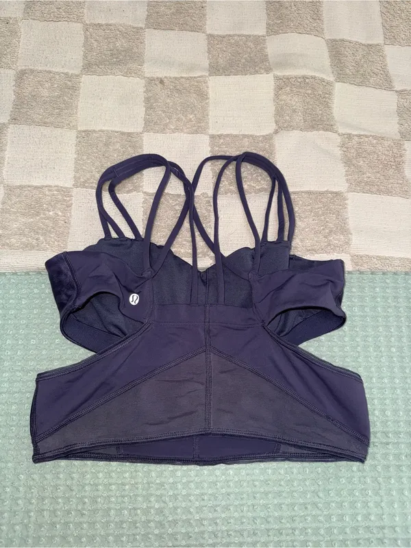 Lululemon Exquisite Bra‎ size 10 - Image 2
