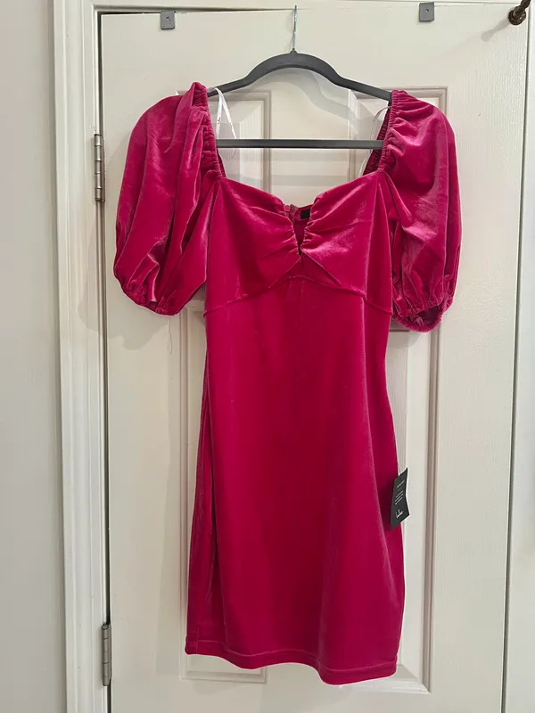 Lulu’s Velvet Hot Pink Mini Dress - Image 3