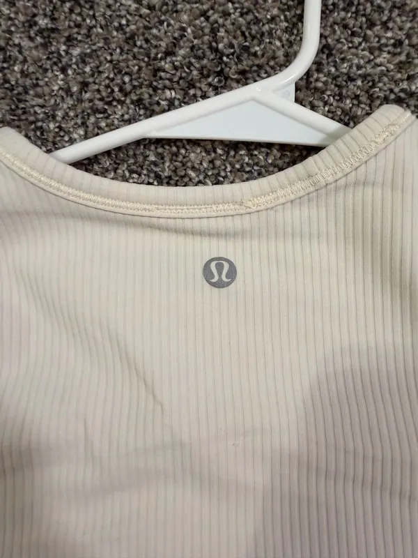 Lululemon top - Image 3