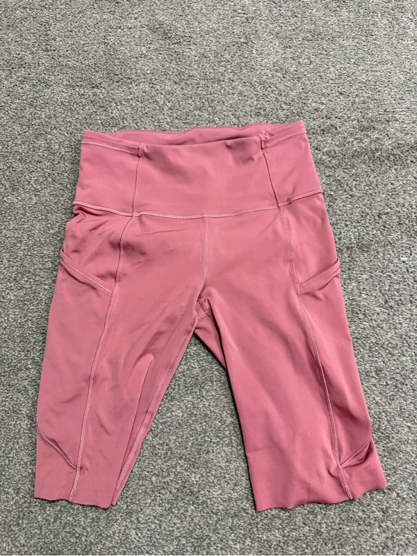Lululemon Fast and Free Shorts 10” in Cool Cherry Tint Rose Pink size 4 - Image 3