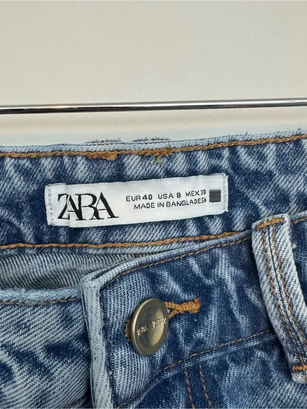 Zara High Waisted Wide Leg Blue Denim Jeans Size 8 - Image 3