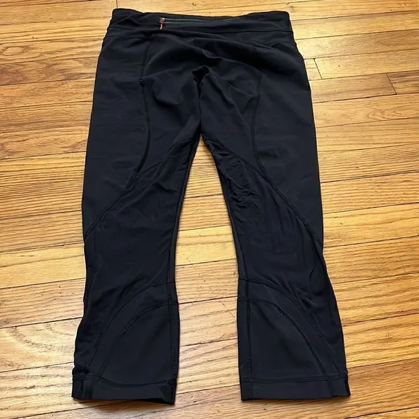 ‎Lululemon carpi leggings size 6 - Image 9