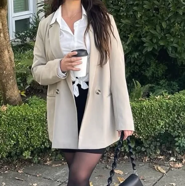 H&M Taupe blazer  - Image 4