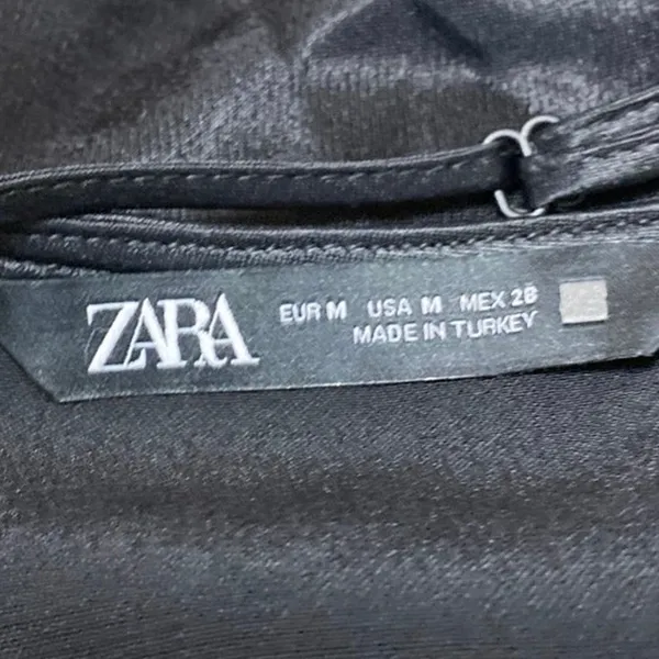 Zara Womens Black Silky Satin Sleeveless Cami Camisole Cowl Neck Crop Tank Top M - Image 3