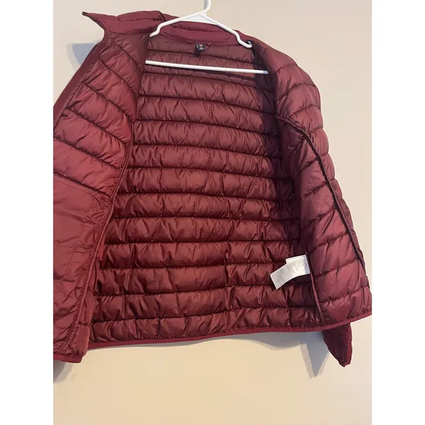 Abercrombie & Fitch Dark Red Puffer Jacket Logo Lightweight Size XL - Image 7