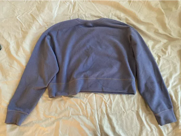 Nike Dri-Fit Cropped Sweatshirt - Image 3