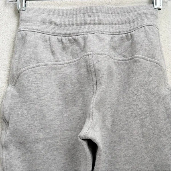 LULULEMON Scuba High-Rise Jogger in Heathered Core Light Gray Size 0 - Image 7