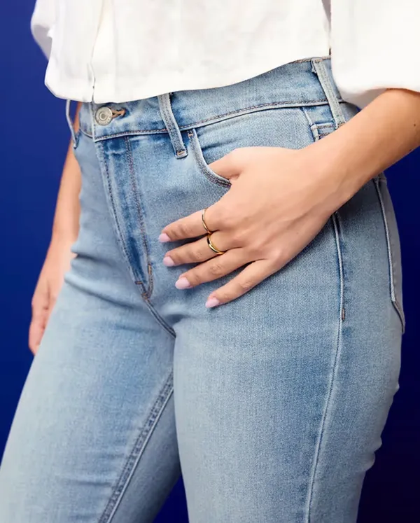 Old Navy High-Waisted Wow Straight Ankle Jeans - Image 5