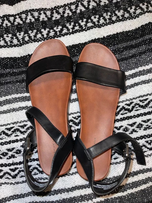American Eagle Outfitters Sandals  - Image 4