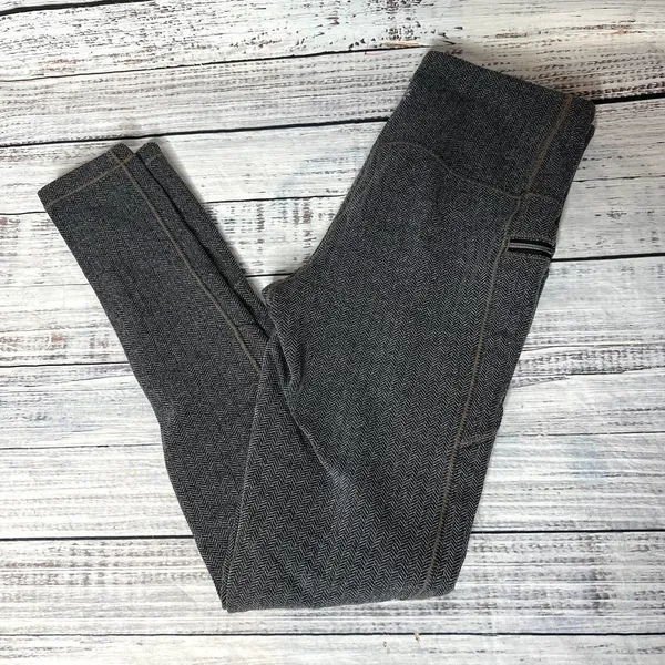 Athleta Herringbone Sly Drifter Tight Leggings Small - Image 5
