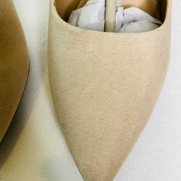 Beige faux suede pumps heels Tan Size 10 - Image 9
