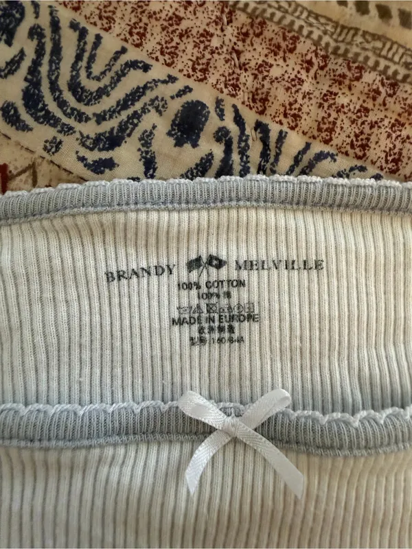 Brandy Melville white bow tank top - Image 2