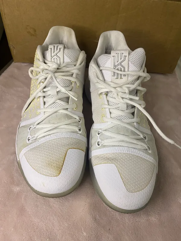 Nike Kyrie 3 White Chrome Irving Sneakers Shoes Mens Size 10 - Image 3